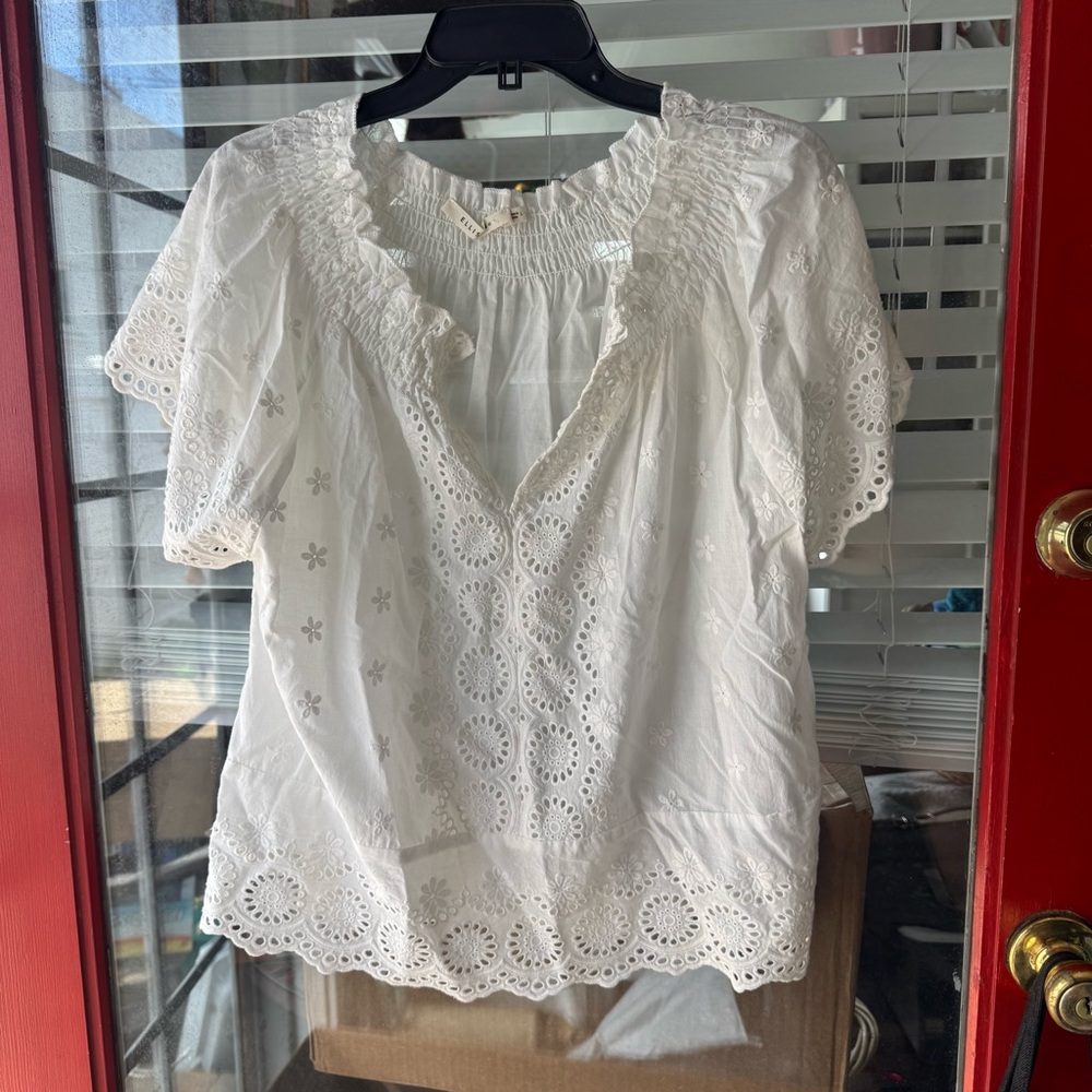 NWOT White Eyelet Women's Top 100% Cotton